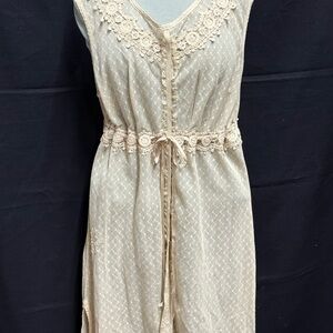 Elegant Cream Lace Tunic